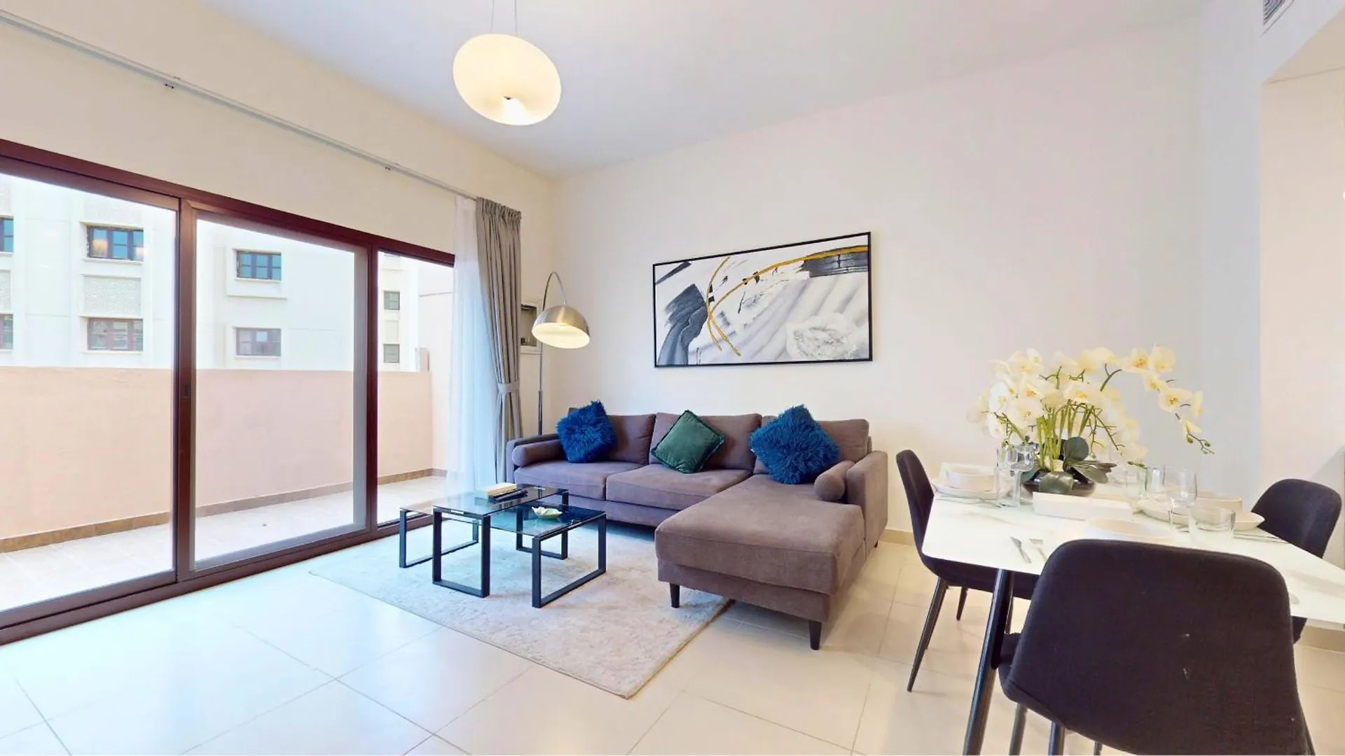 Contemporary And Roomy 1Br - Secure Community - Jge Dubai
